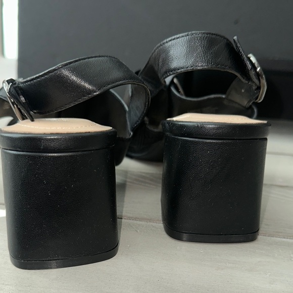 Alfani Black Sandals with Wide Strap‎ and Flat Sole - Picture 5 of 7